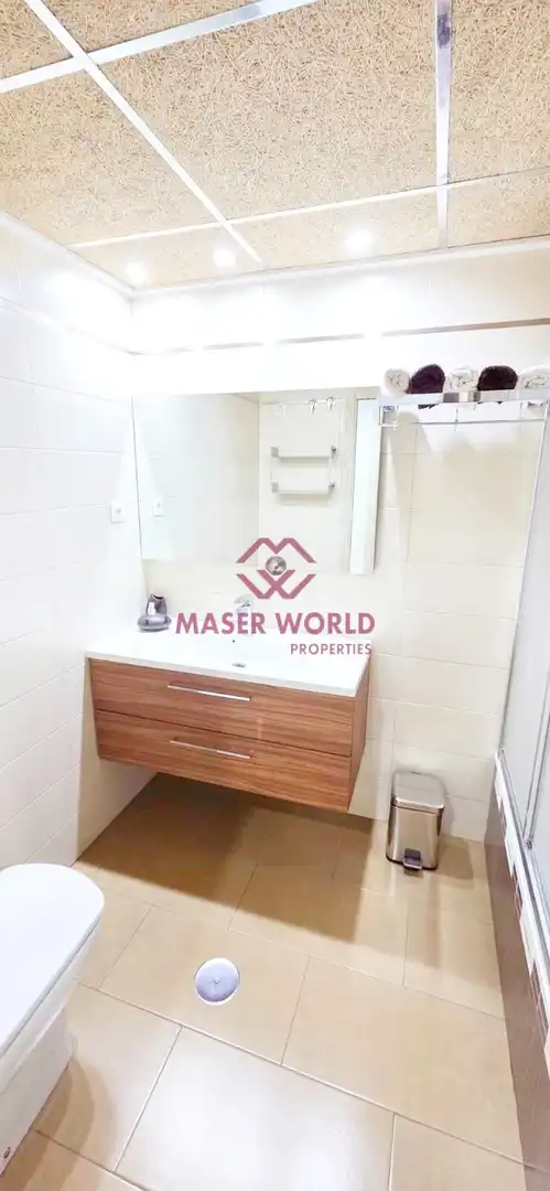 Bany de Pis en venda en Mazarrón amb Aire condicionat, Traster i Moblat