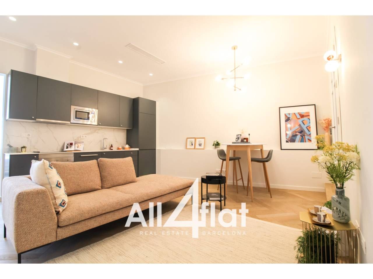 Living room of Flat for sale in  Barcelona Capital  with Air Conditioner, Heating and Terrace