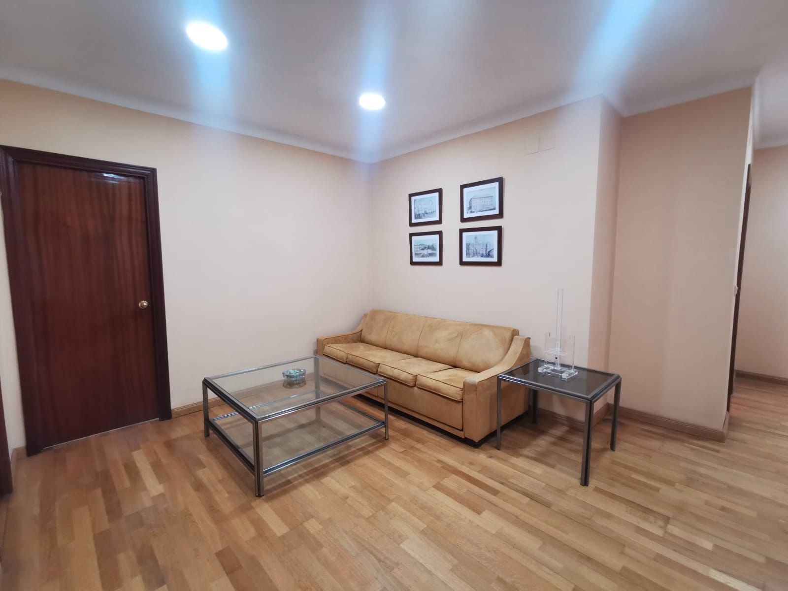 Sala de estar de Oficina de alquiler en Málaga Capital con Aire acondicionado, Calefacción y Amueblado