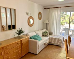 Living room of Flat for sale in Palafrugell  with Terrace, Swimming Pool and Furnished