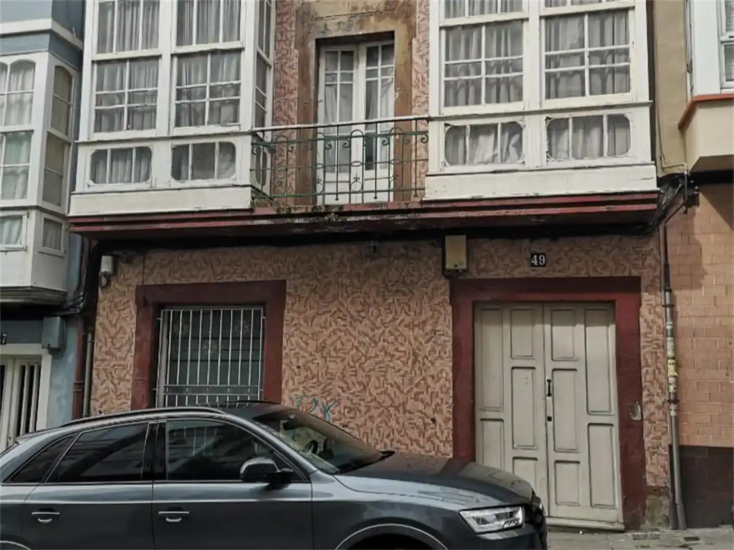 Außenansicht von Einfamilien-Reihenhaus zum Verkauf in Ferrol mit Balkon