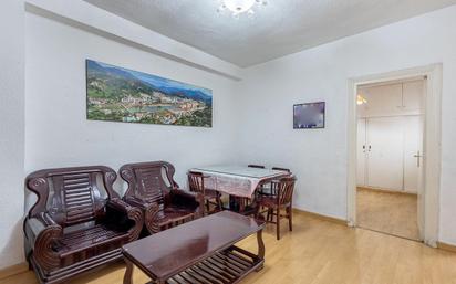 Living room of Flat for sale in  Granada Capital  with Heating and Parquet flooring