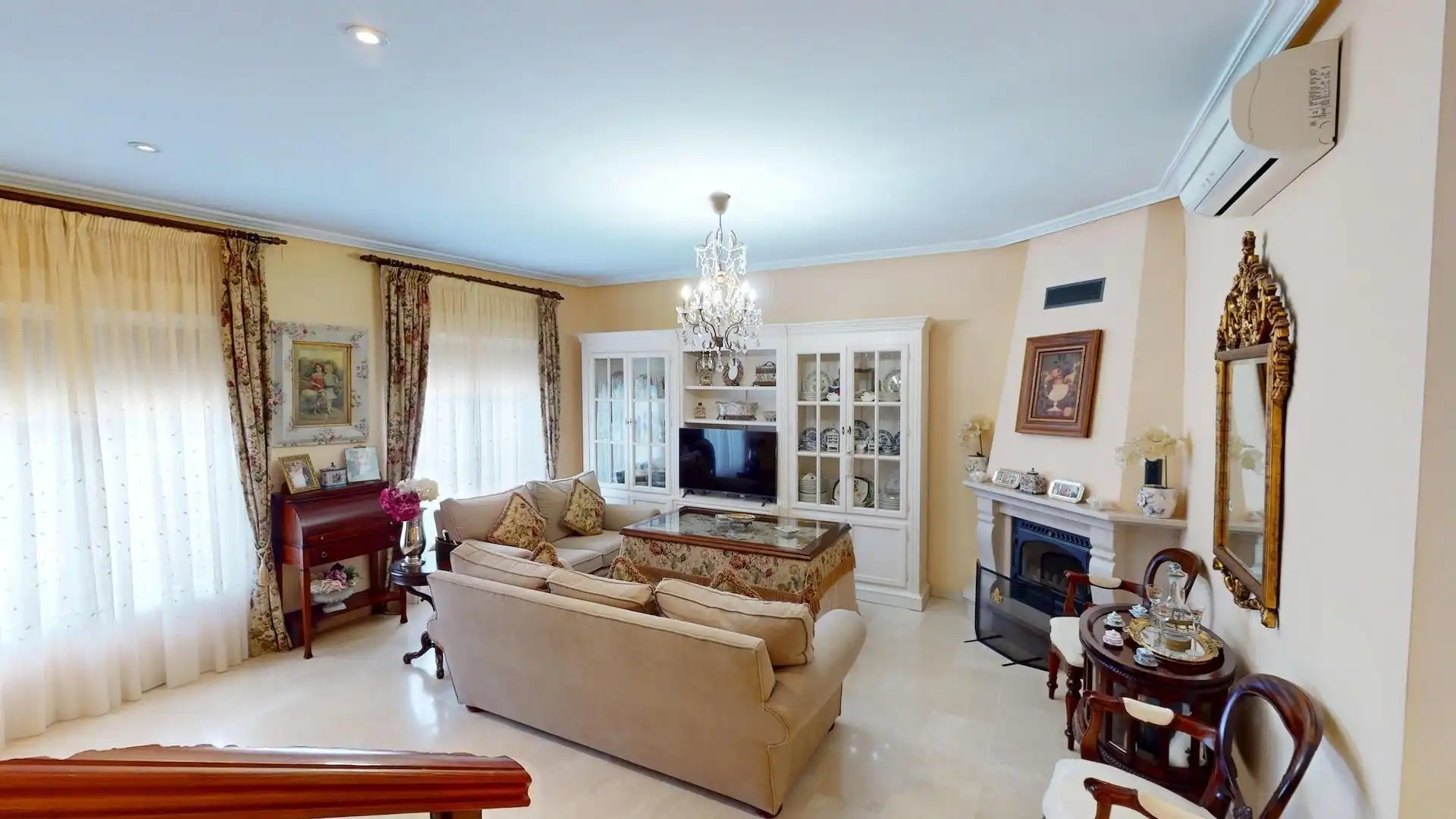 Living room of Houses for sale in Córdoba  with Air Conditioner, Private garden and Terrace