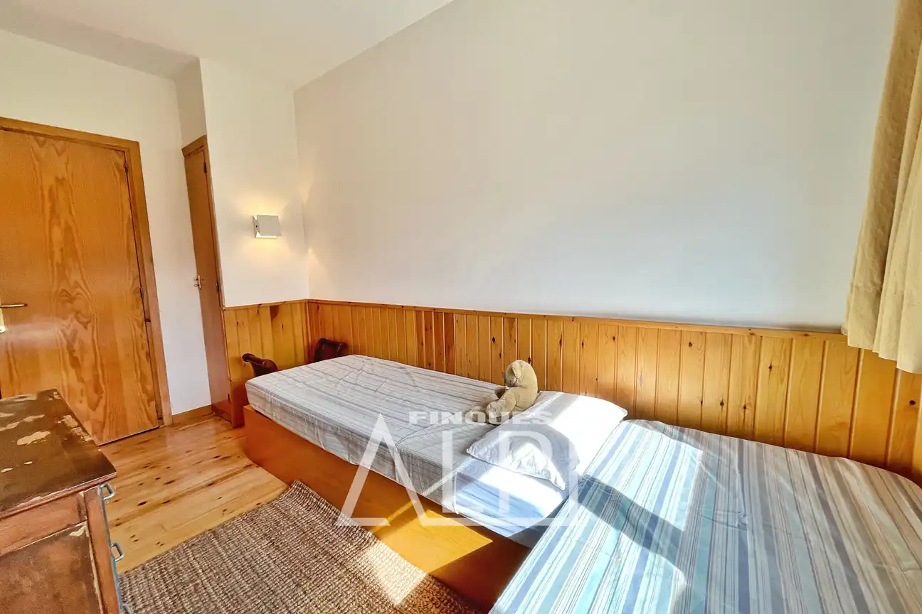 Bedroom of Detached homes for sale in Prats i Sansor  with Heating, Private garden and Parquet flooring