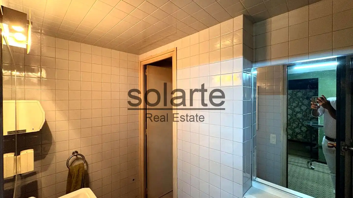 Baño de Edificio en venta en L'Hospitalet de Llobregat
