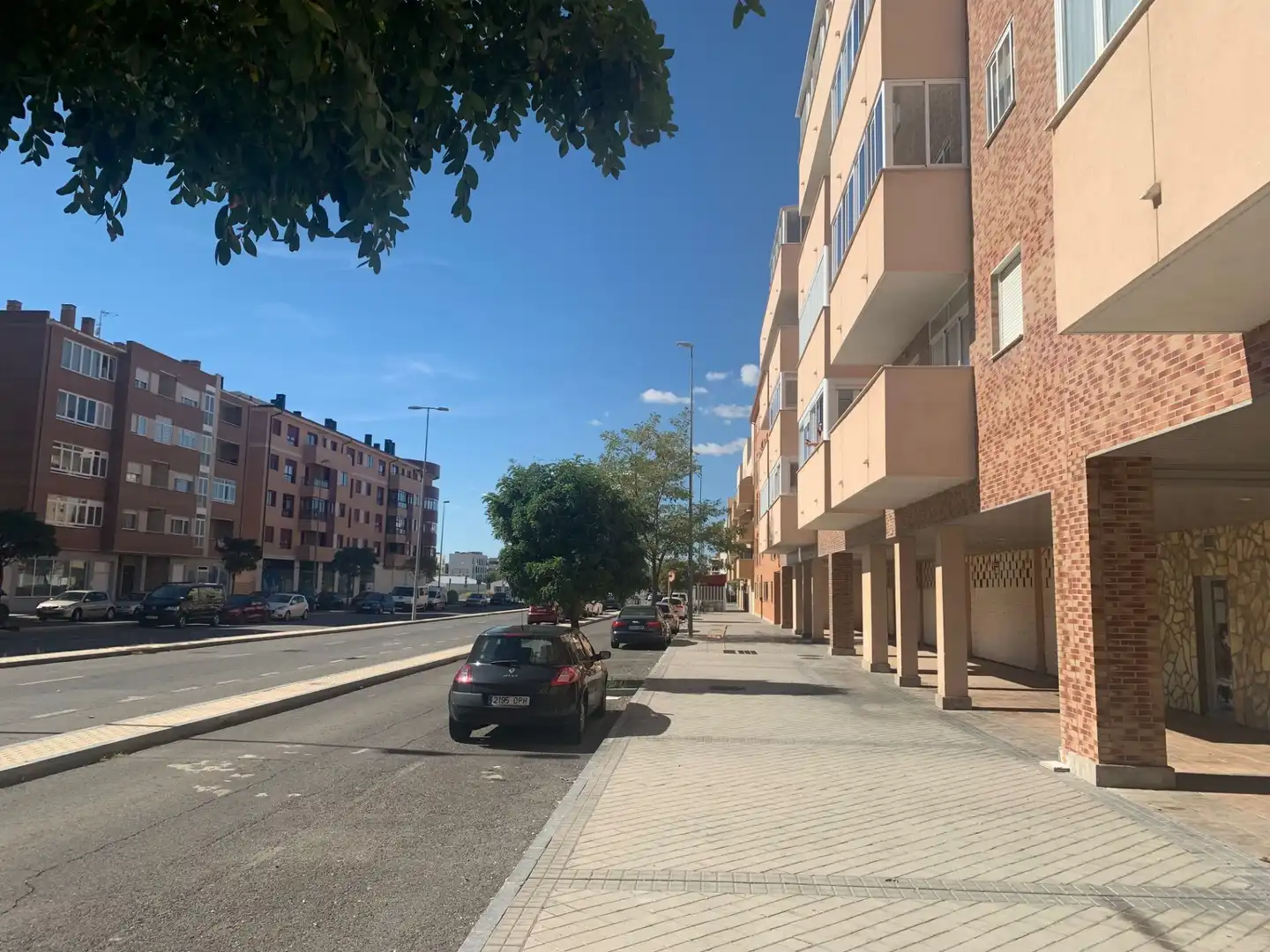 Vista exterior de Local de lloguer en Ávila