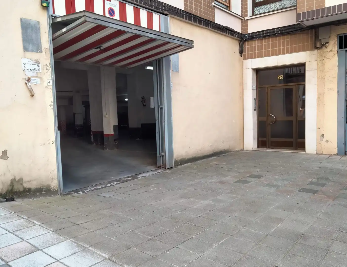 Parkplatz von Garage zum Verkauf in Santurtzi 