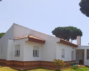 Exterior view of House or chalet for sale in Chiclana de la Frontera  with Air Conditioner, Private garden and Terrace