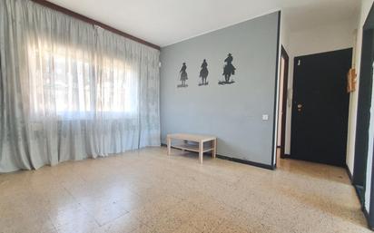 Bedroom of Flat for sale in Sabadell