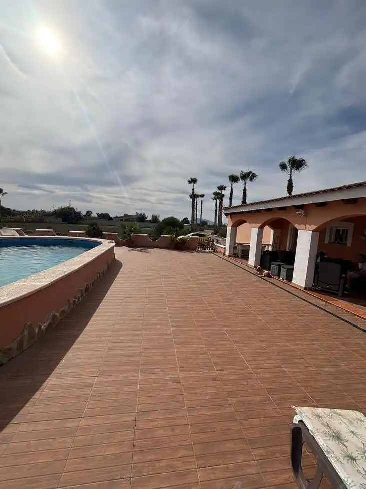 Casa rústica amb piscina en venda a Dolores, imagen 3