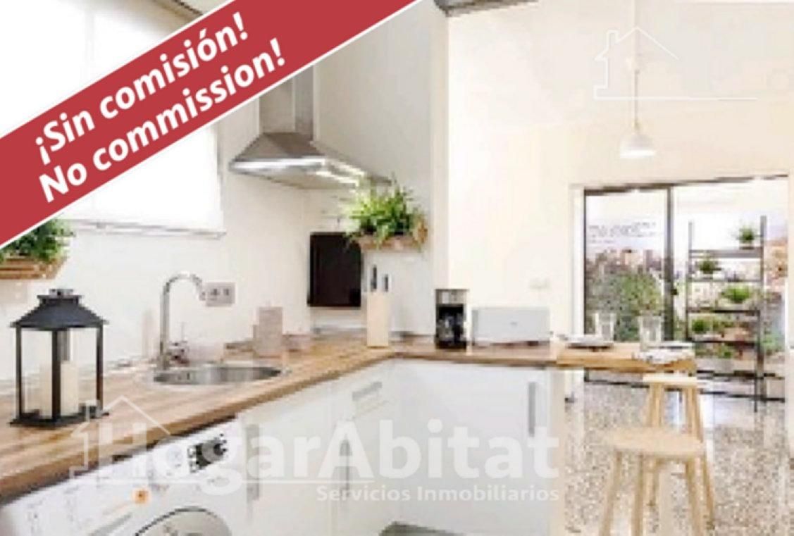 Cuina de Pis en venda en  Almería Capital amb Aire condicionat, Terrassa i Jacuzzi