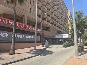 Apartament amb ascensor en venda a Puerto Deportivo