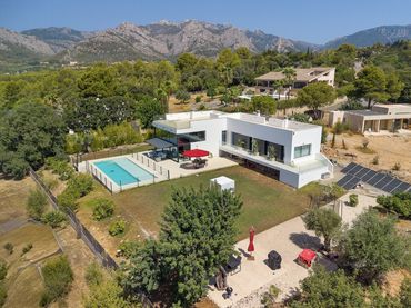 Villa mit Pool zum Verkauf in Bunyola
