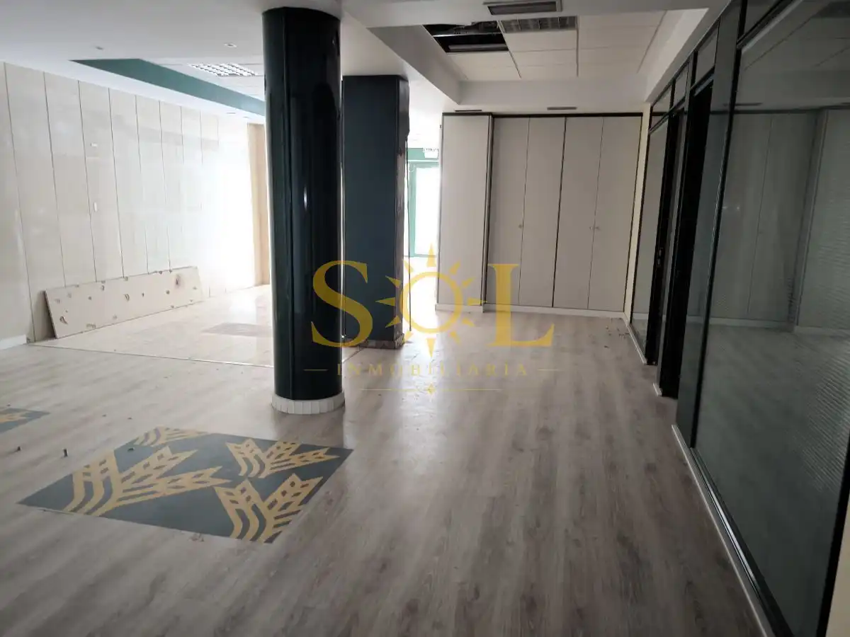 Business premises to rent in Plaza Cortes Leonesas, imagen 7