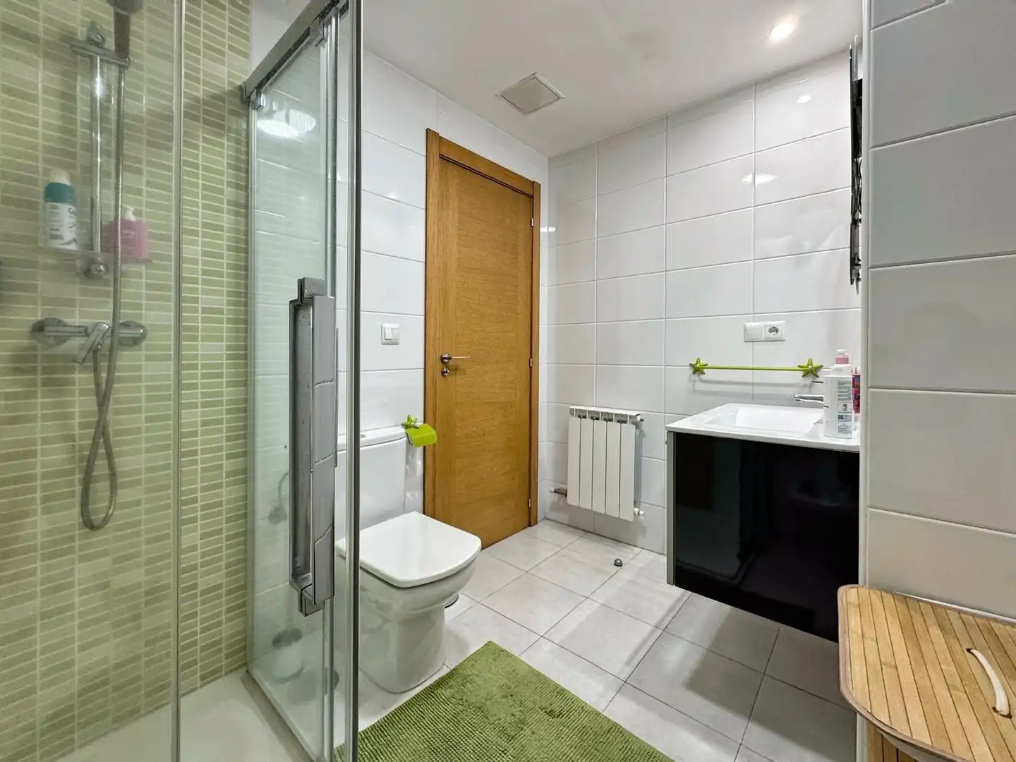 Bathroom of Attic for sale in Poio  with Heating and Balcony