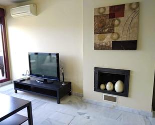 Sala d'estar de Apartament en venda en Benahavís amb Aire condicionat, Terrassa i Traster