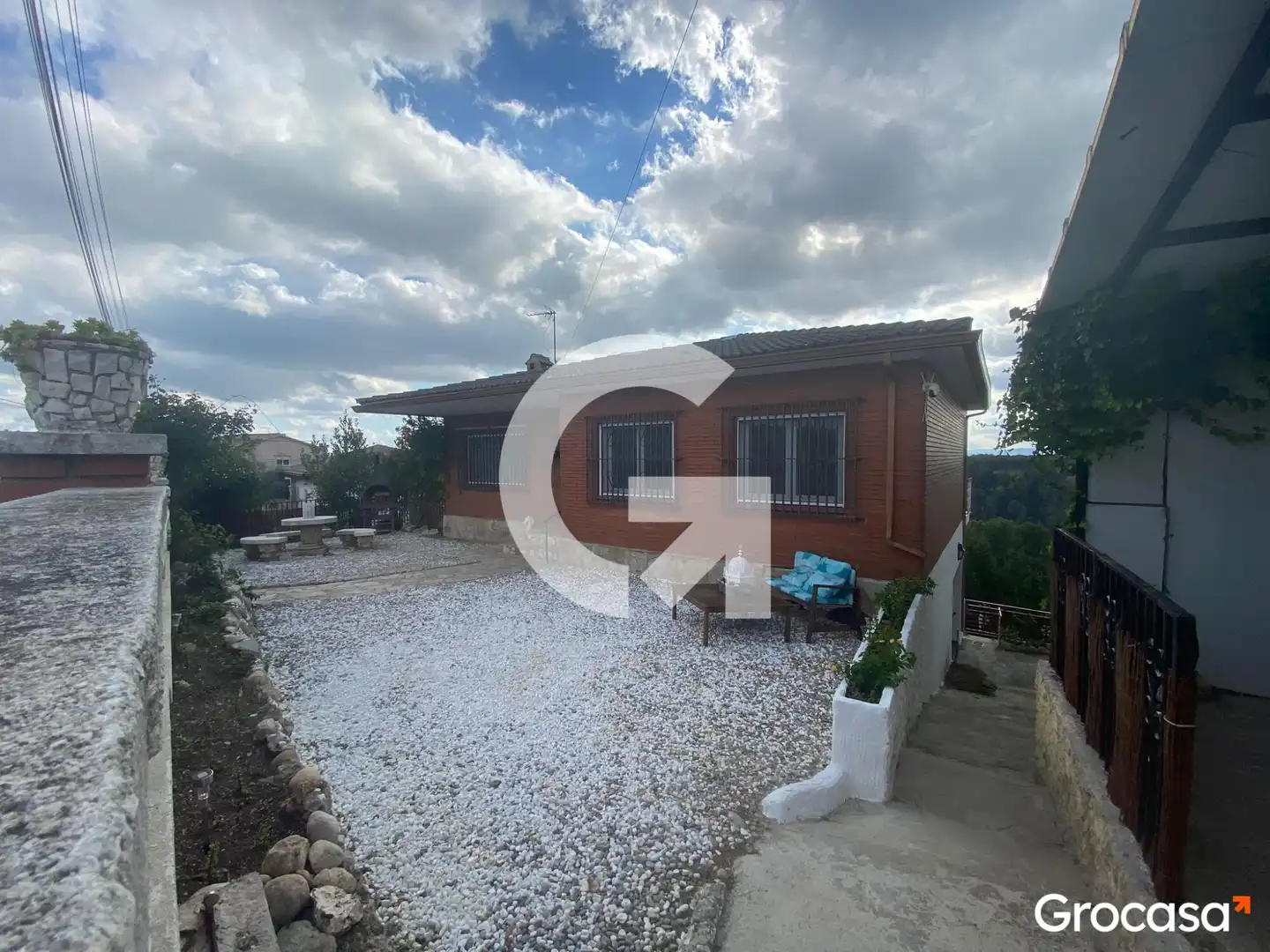 Vista exterior de Casa o chalet en venta en Els Hostalets de Pierola con Calefacción, Jardín privado y Terraza