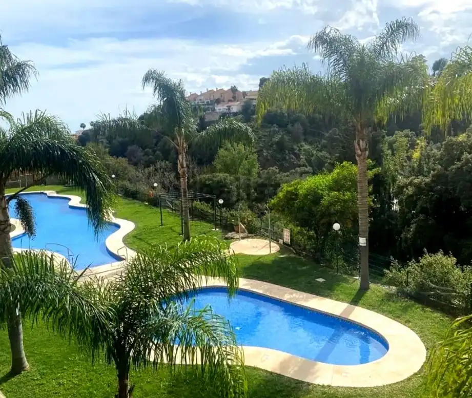 Pis amb piscina en venda a Torreblanca del Sol