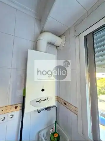 Baño de Piso de alquiler en Sevilla con Aire acondicionado, Terraza y Amueblado