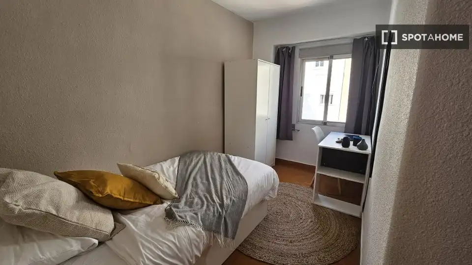 Habitación en Trinitat