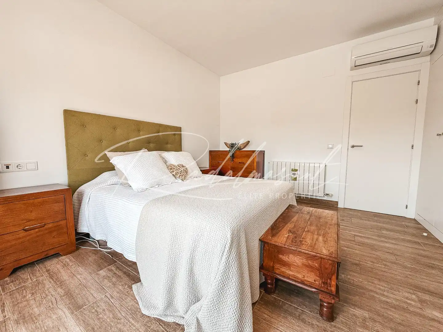 Habitación de Casa adosada en venta en Cambrils con Calefacción, Jardín privado y Terraza