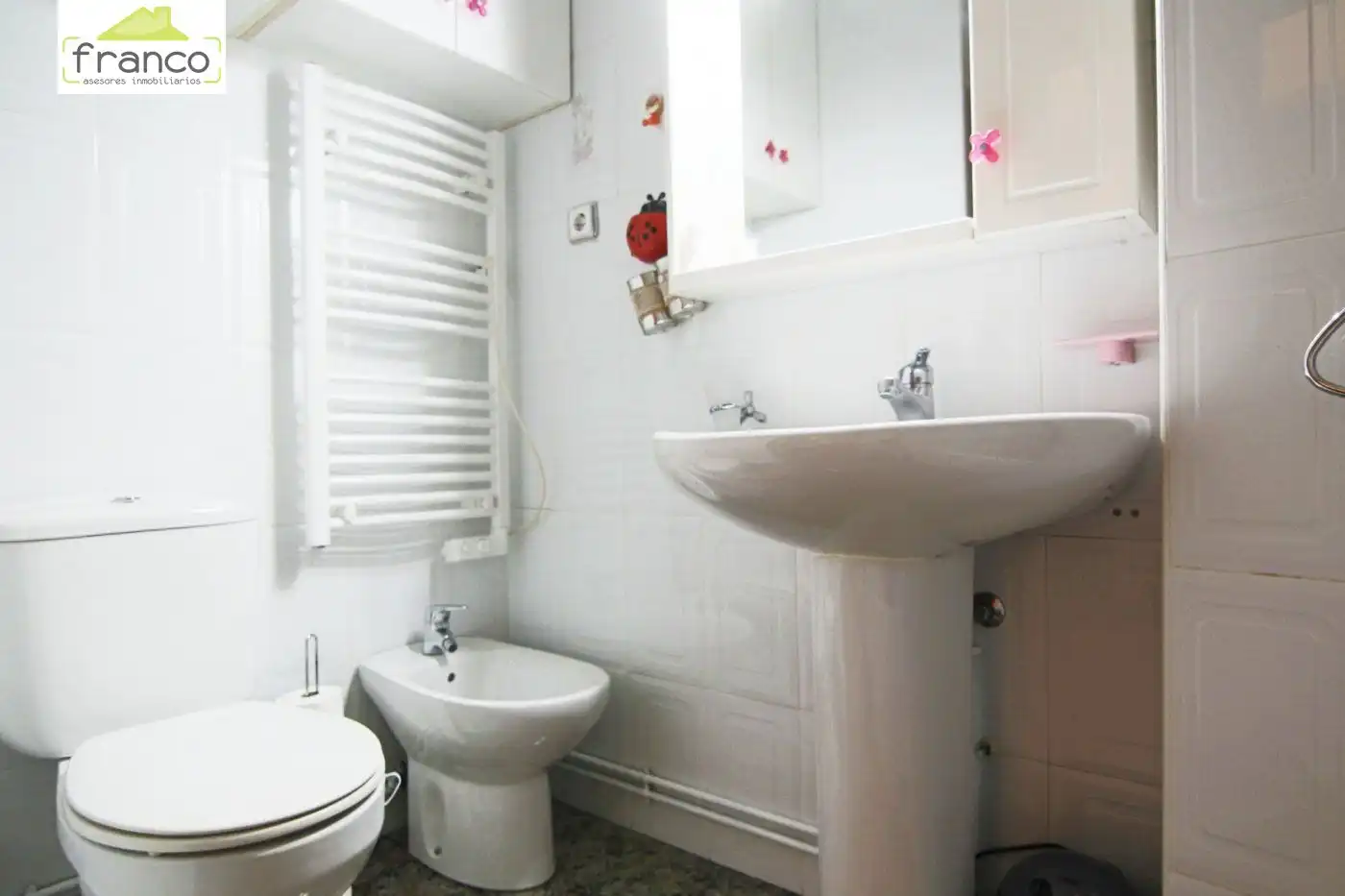 Baño de Piso de alquiler en Norte