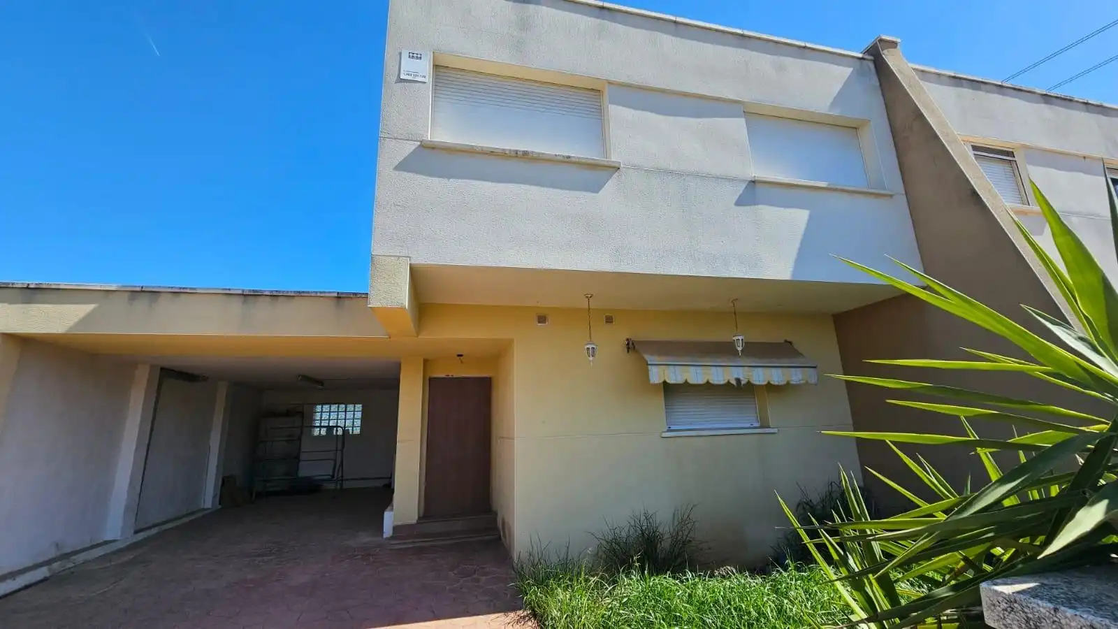 Vista exterior de Casa adosada en venta en Albinyana