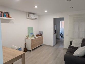 Sala d'estar de Pis en venda en  Barcelona Capital amb Aire condicionat, Parquet i Internet