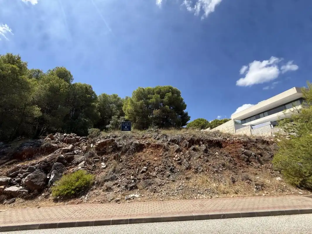 Residential land for sale in Calle Cañete la real, imagen 4
