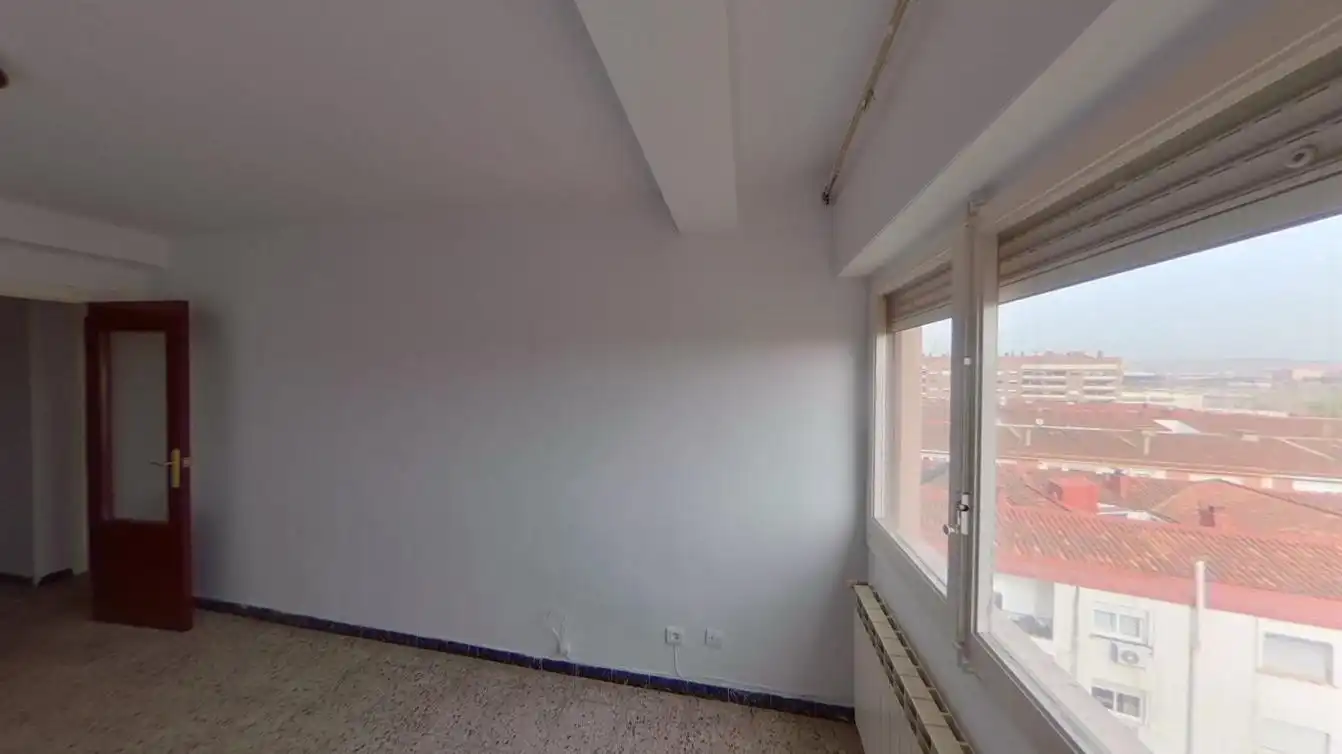 Bedroom of Flat for sale in  Zaragoza Capital  with Heating