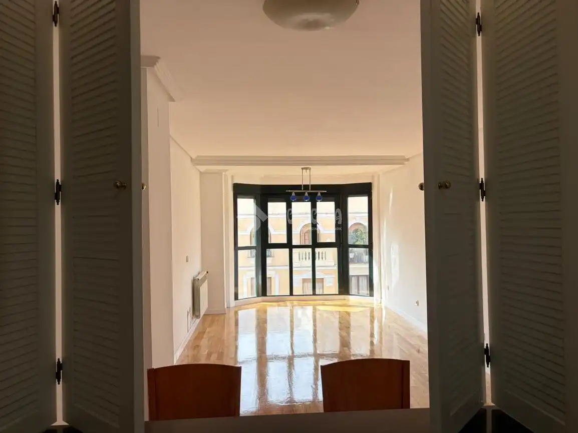 Wohnung mit Aufzug zum Verkauf in Calle Cadarso, imagen 4