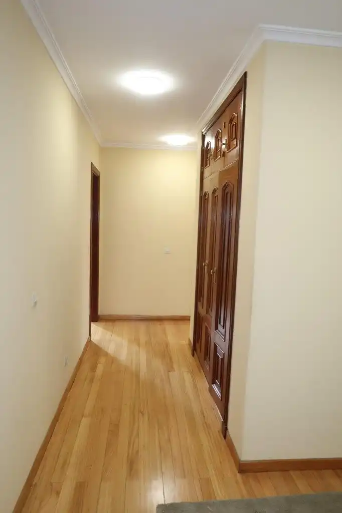 Wohnung zur Miete in Pasaje al Burgo, Eirís