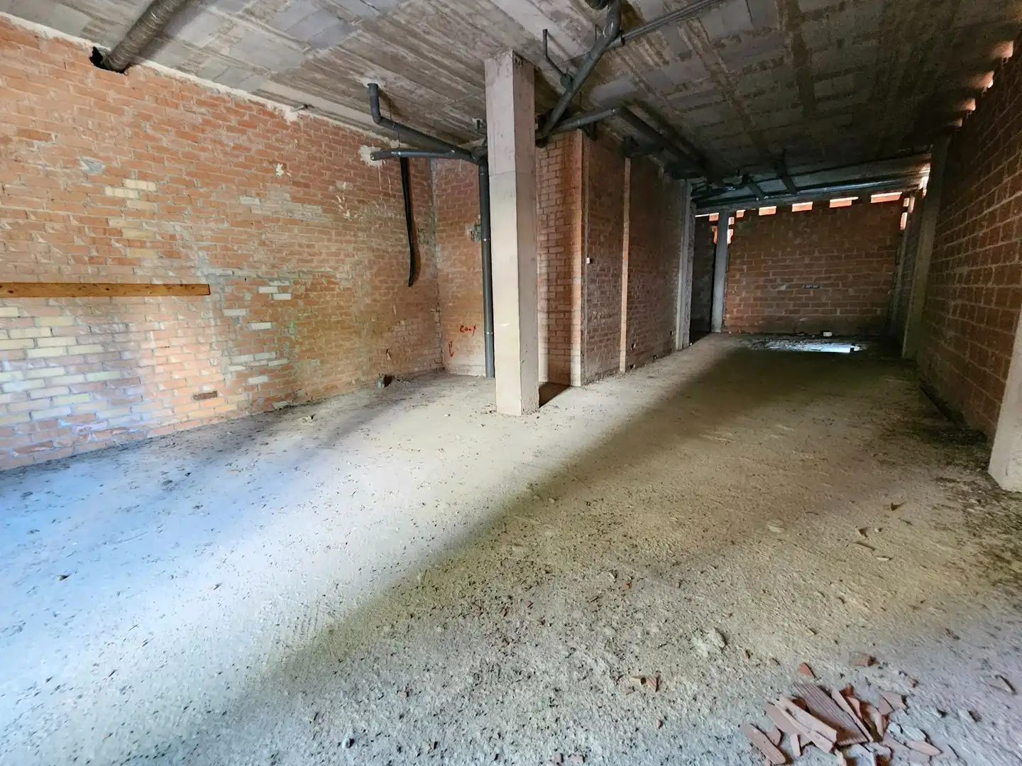 Local comercial de lloguer a Enric Morera, imagen 12