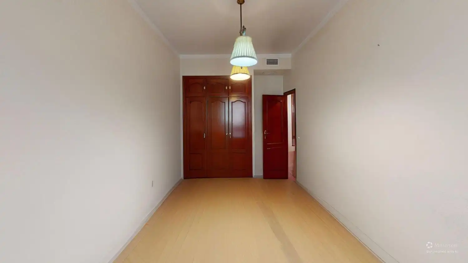 Flat for sale in Sevilla  with Air Conditioner, Heating and Balcony