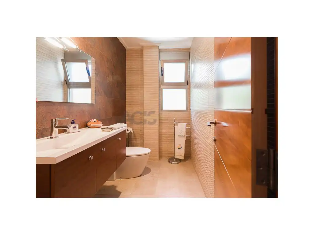 Baño de Casa o chalet en venta en L'Alcúdia con Aire acondicionado, Jardín privado y Terraza