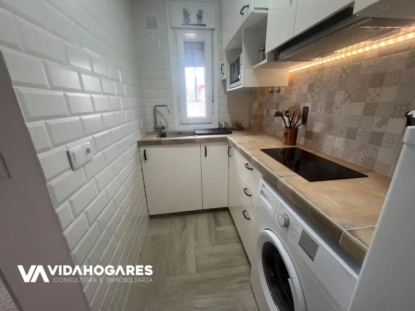 Cocina de Piso en venta en Rota con Aire acondicionado, Calefacción y Terraza