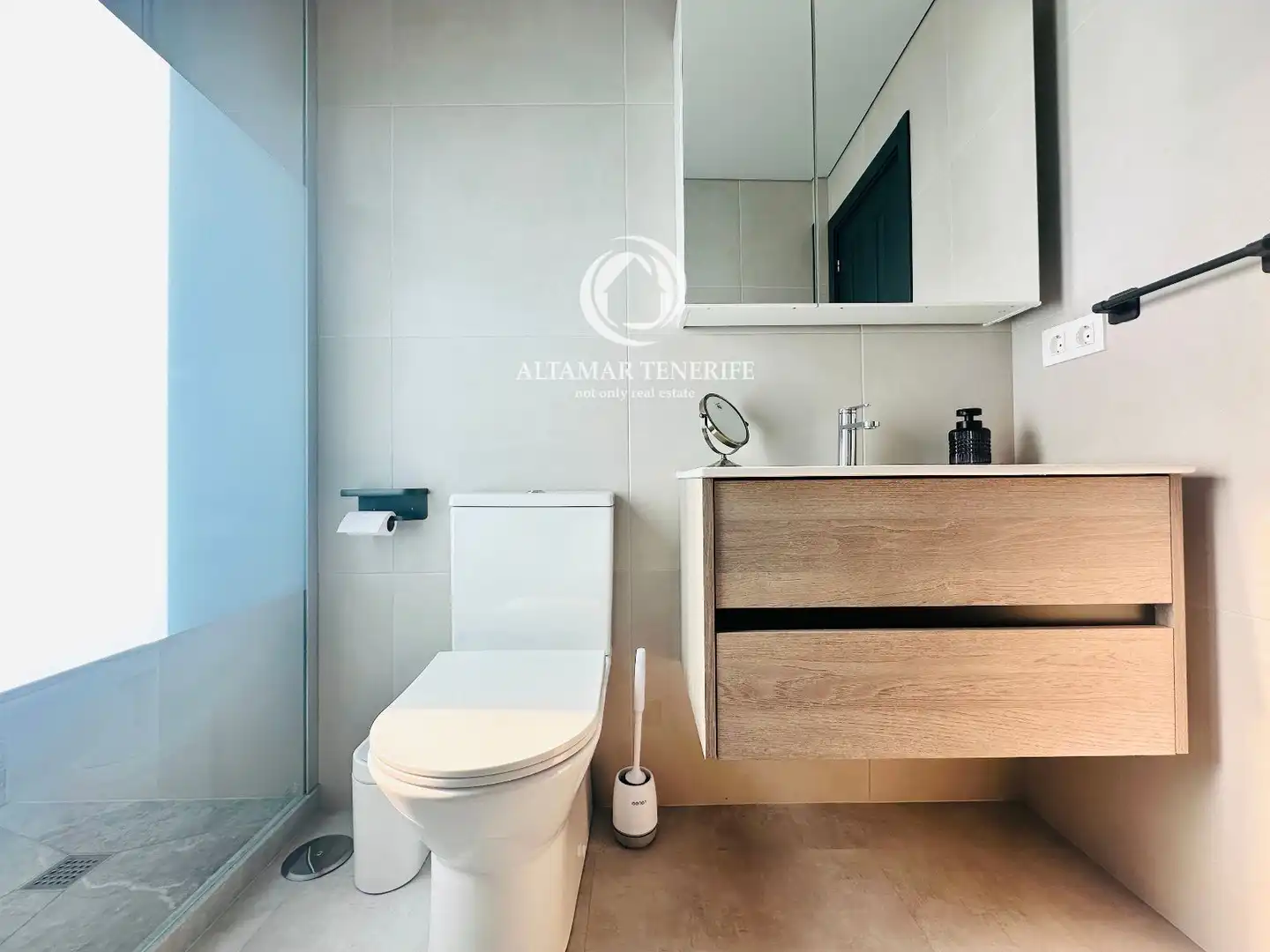 Bathroom of Detached homes for sale in Adeje  with Air Conditioner, Private garden and Terrace