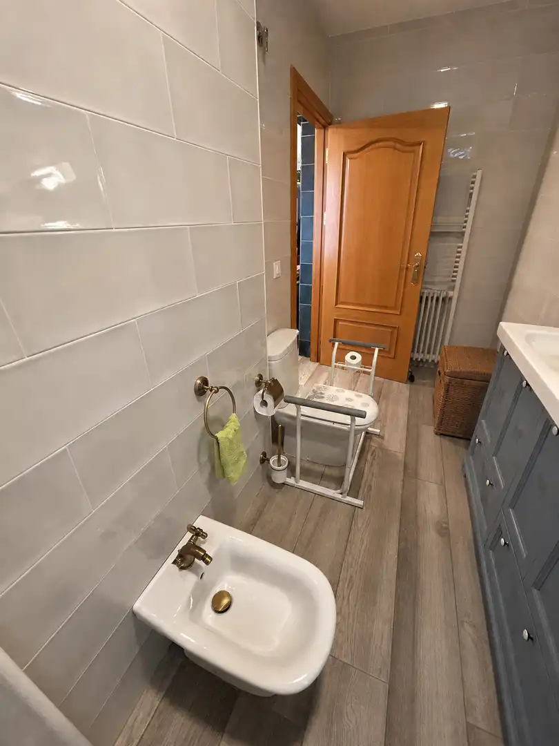 Bany de Casa o xalet en venda en Cáceres amb Jardí privat i Piscina