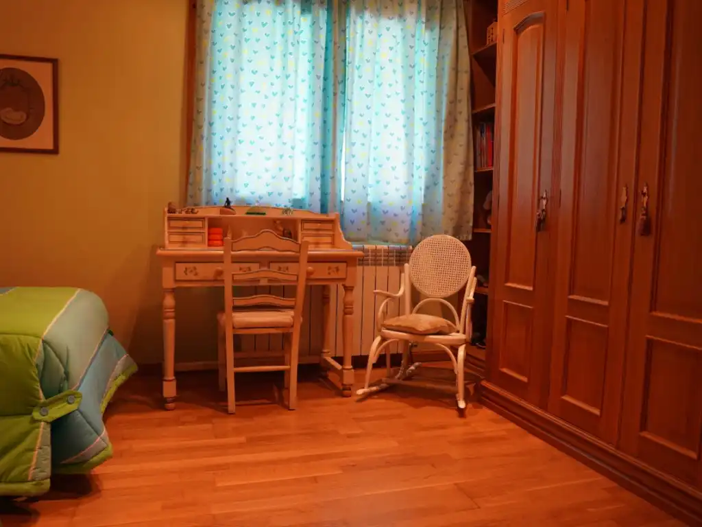 Bedroom of Houses for sale in Bielsa, Huesca