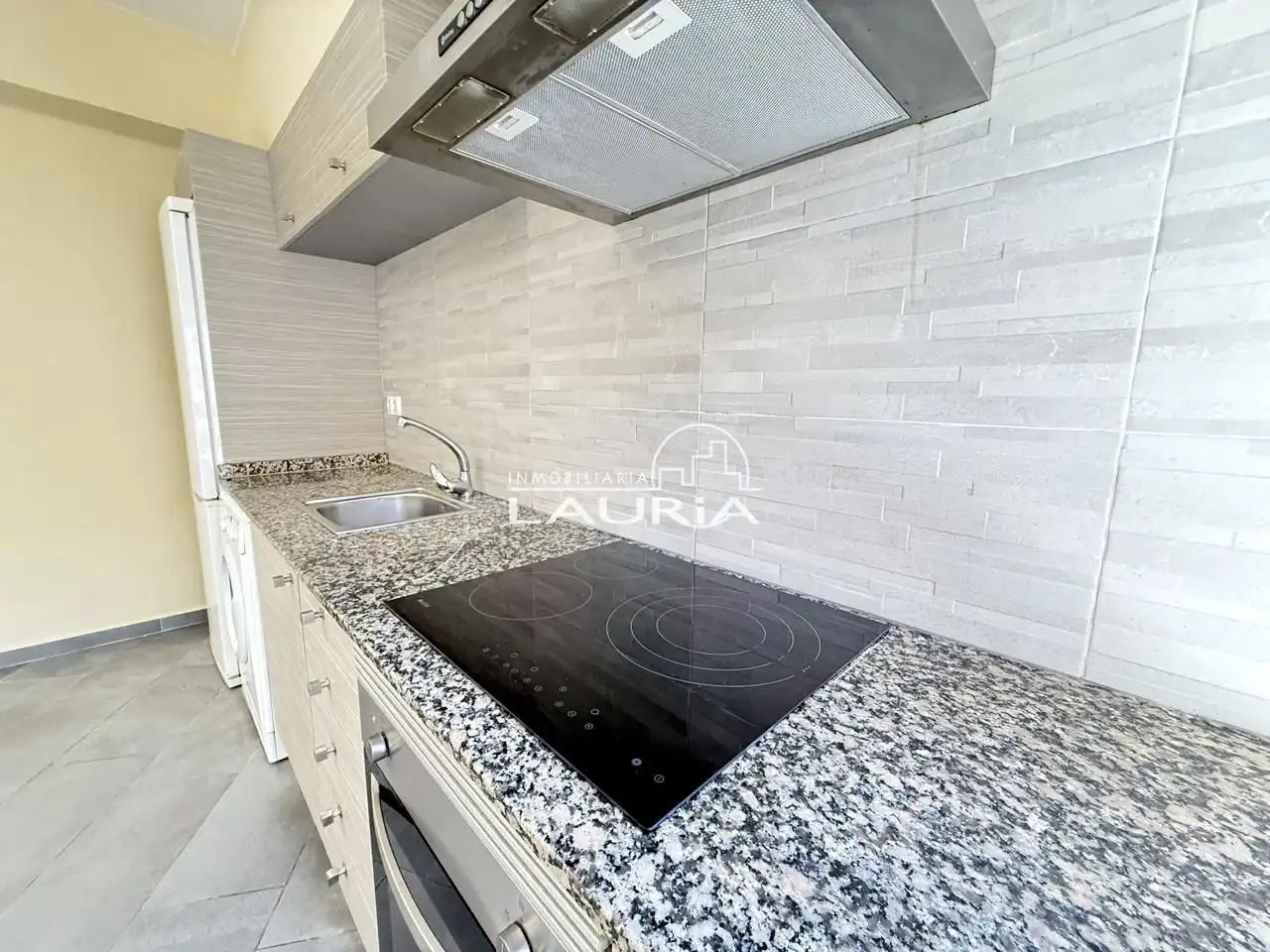 Kitchen of Flat for rent in Valencia  with Air Conditioner, Heating and Terrace