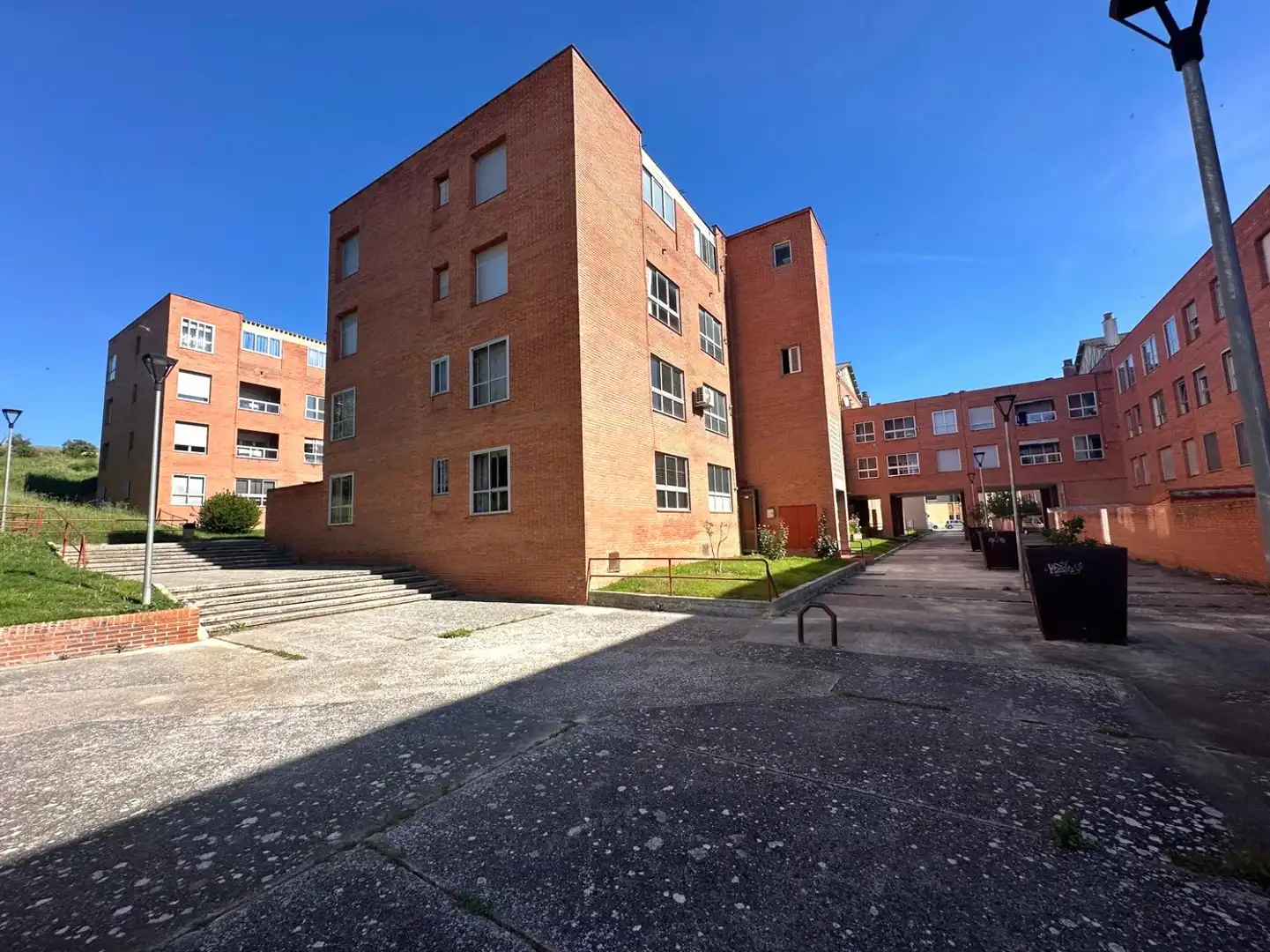 Vista exterior de Piso en venta en Tafalla con Calefacción, Parquet y Terraza