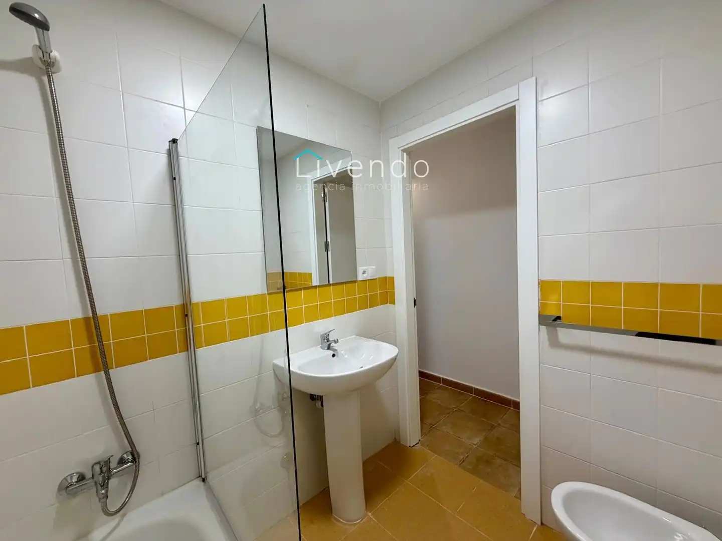 Bany de Casa o xalet en venda en Barbate amb Terrassa, Piscina i Moblat