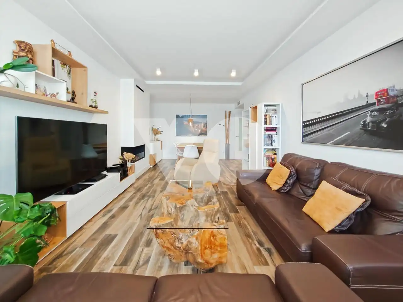Sala d'estar de Àtic en venda en Madrid amb Aire condicionat, Calefacció i Jardí privat