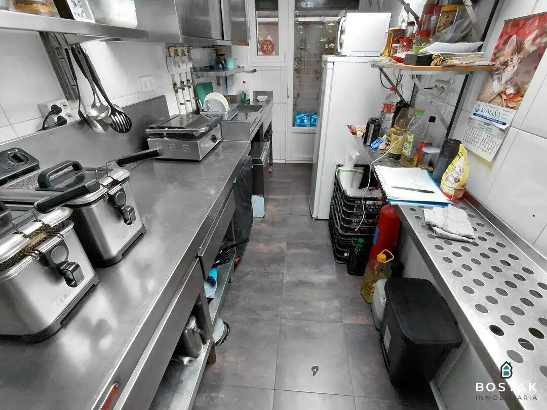 Local comercial en alquiler en Ibaiondo, imagen 19