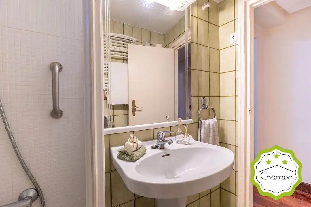 Bathroom of Flat for sale in Lekeitio  with Storage room