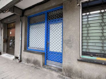 Locale commerciale in vendita a Eulogio garate