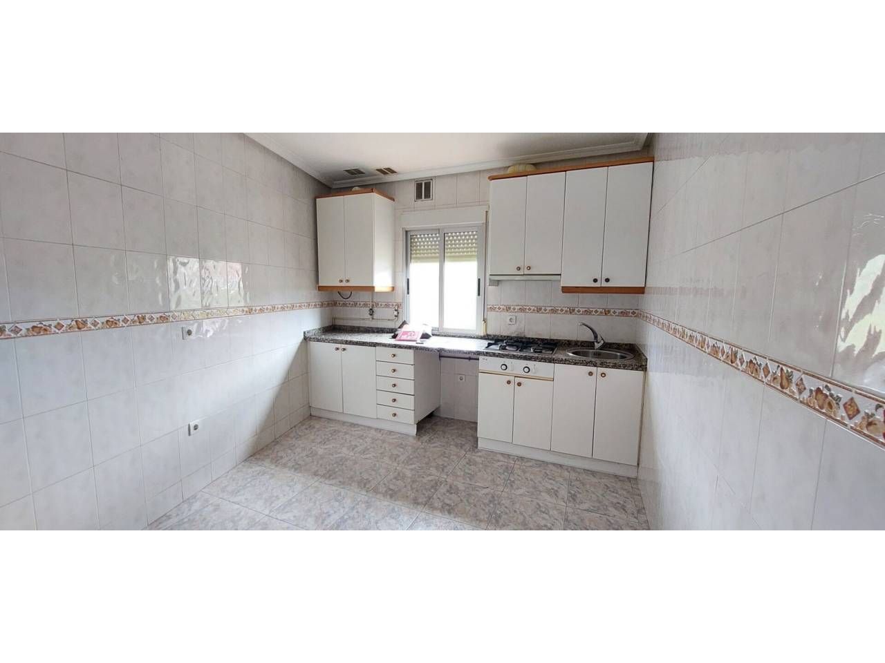 Kitchen of Flat for sale in León Capital   with Heating and Parquet flooring