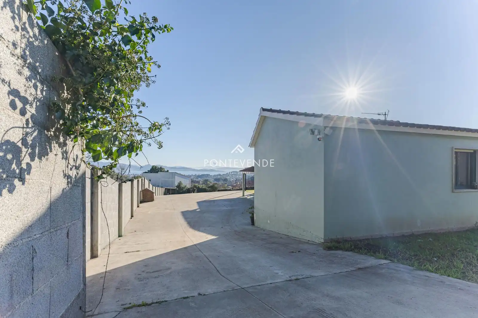 Exterior view of Houses for sale in Sanxenxo  with Heating and Furnished