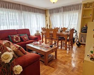 Living room of Flat for sale in Padrón  with Heating and Furnished