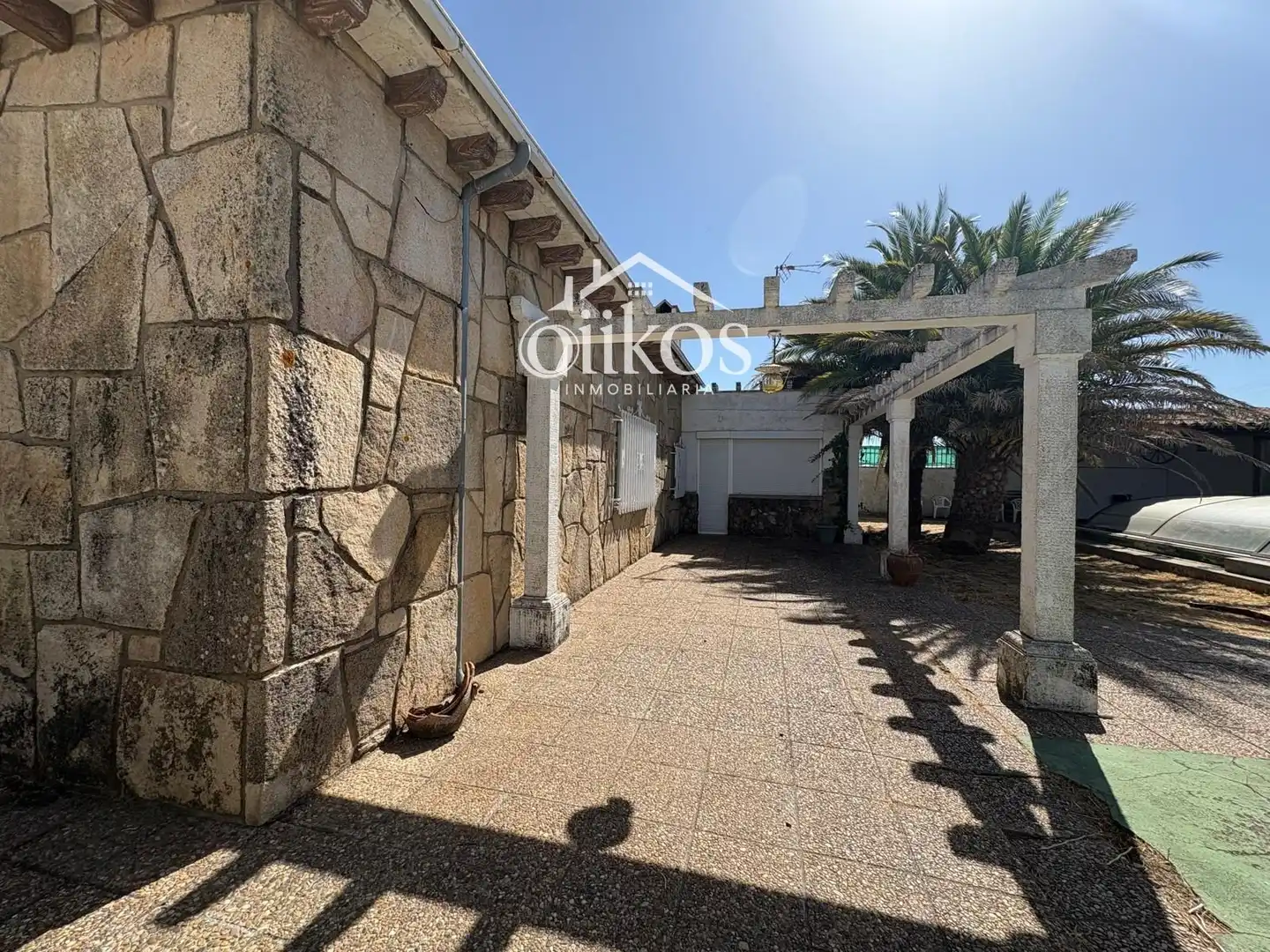 Vista exterior de Casa o xalet en venda en Vitigudino amb Calefacció, Piscina i Moblat